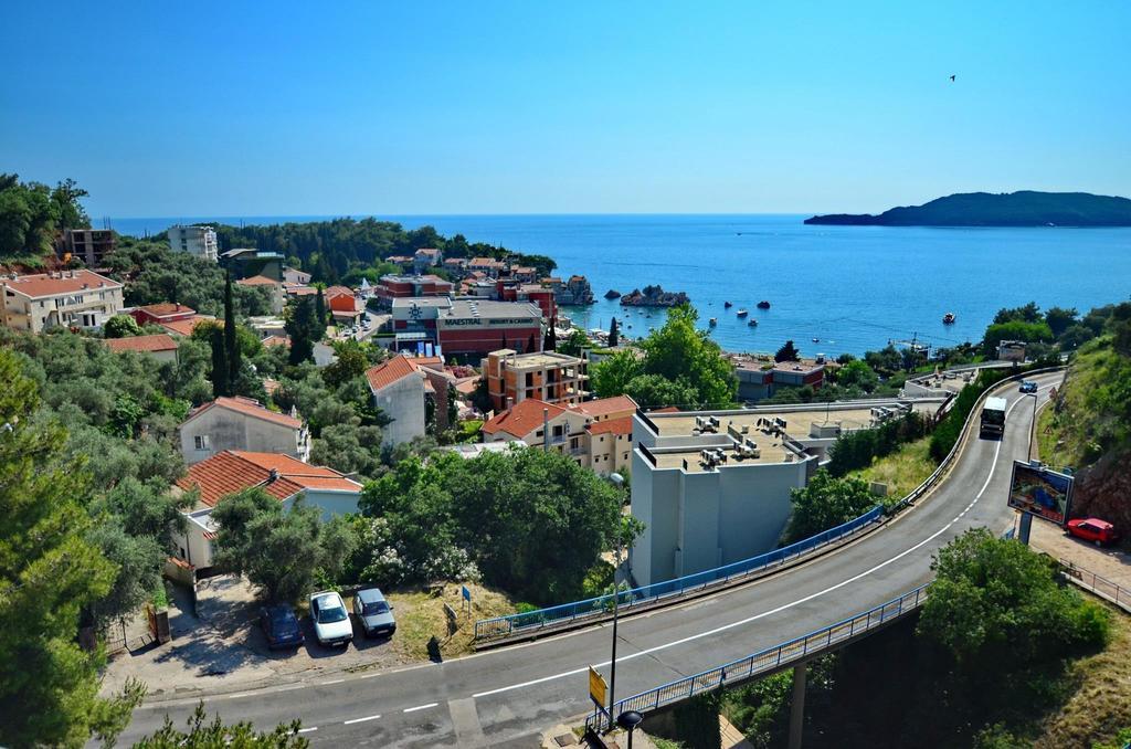 Montetrest Apartments Sveti Stefan Exterior photo